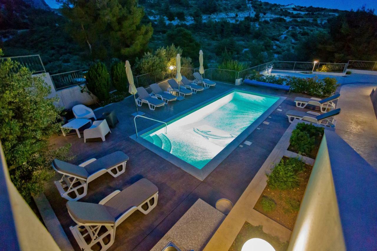 Island Hvar Seaside Villa Levanda With Beach, Pool & Seaview Hvar Town Eksteriør bilde