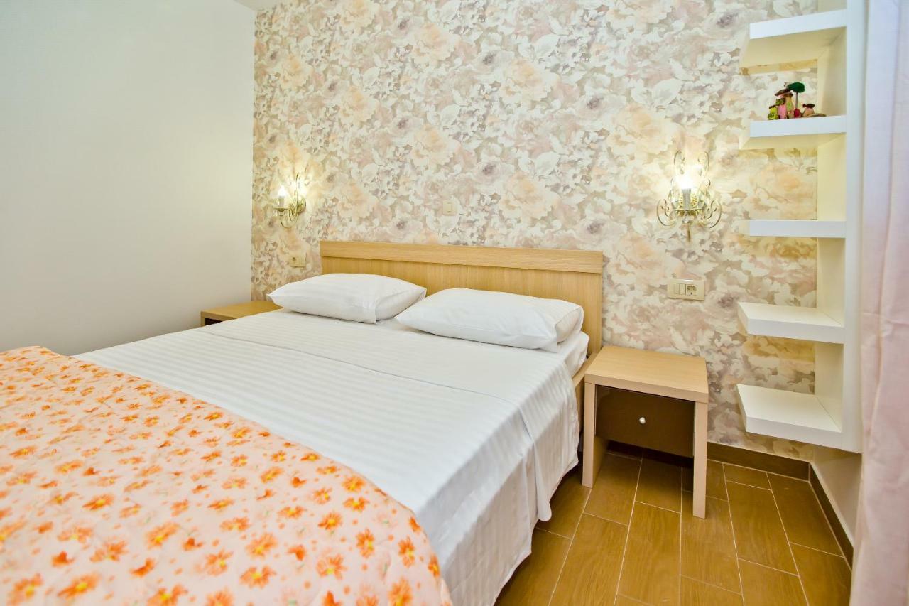 Island Hvar Seaside Villa Levanda With Beach, Pool & Seaview Hvar Town Eksteriør bilde