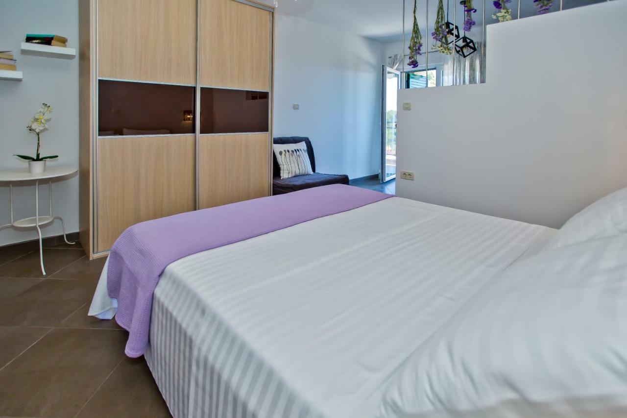 Island Hvar Seaside Villa Levanda With Beach, Pool & Seaview Hvar Town Eksteriør bilde