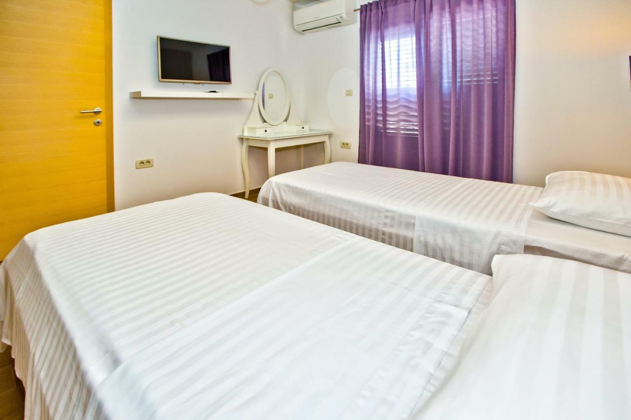 Island Hvar Seaside Villa Levanda With Beach, Pool & Seaview Hvar Town Eksteriør bilde